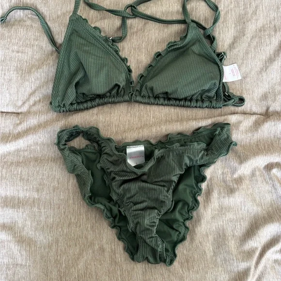 Green Ruffled Bikini Set - Picture 1 of 3